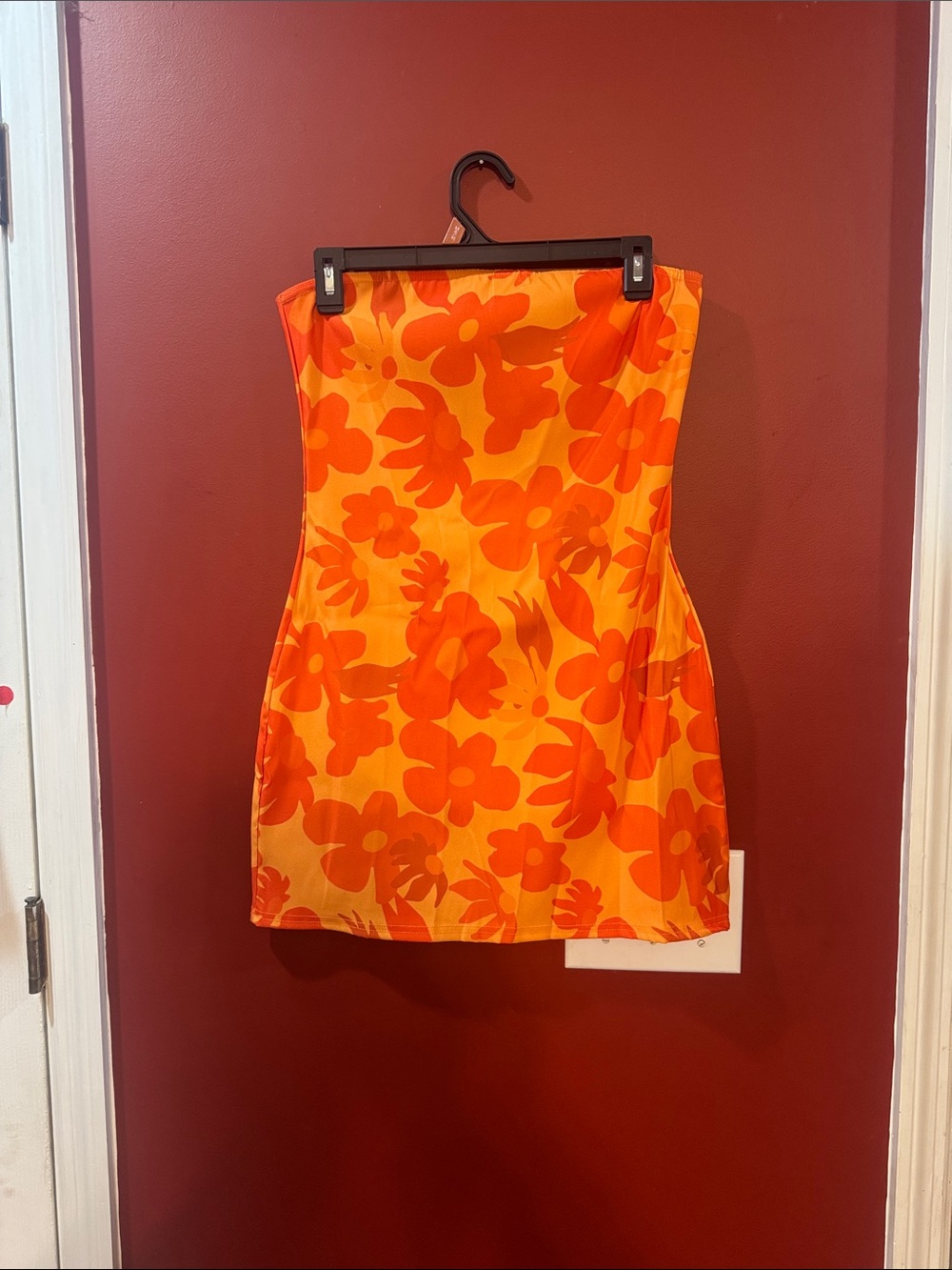 PrettyLittleThing Orange Floral Strapless Mini Dress